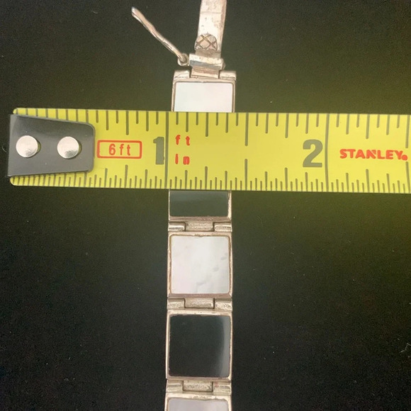 Sterling silver, black Onyx and mother of pearl bracelet - Picture 9 of 10